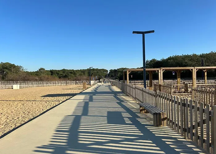 Camping En Bord De *